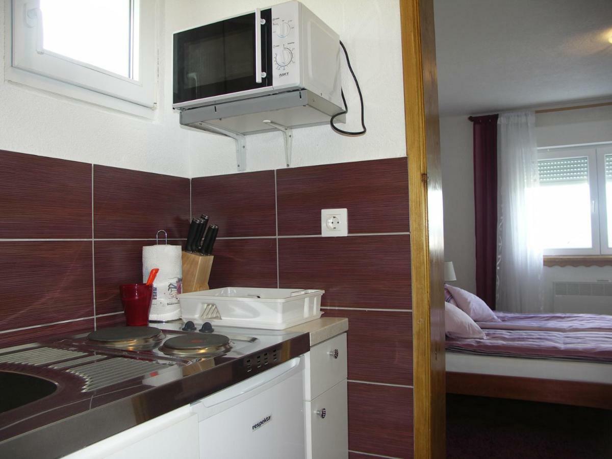 Apartments Zegarac House Korenica Exterior foto